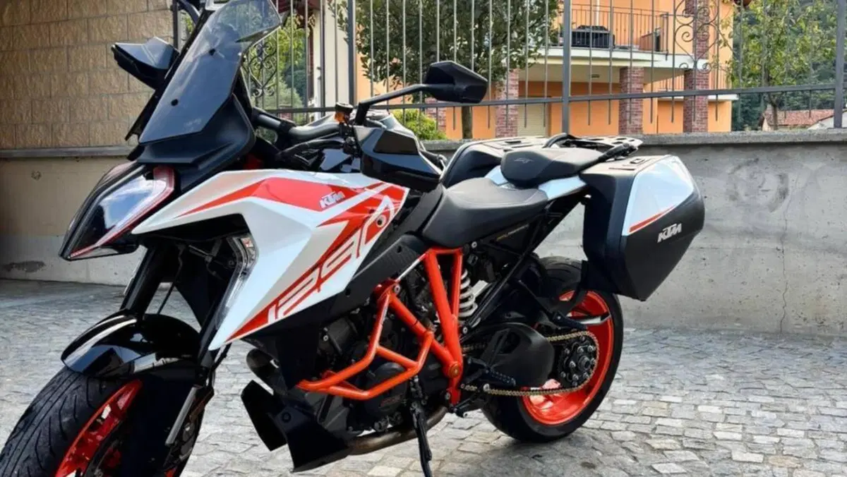 KTM 1290 Super Duke GT (2019 - 20)  (8)