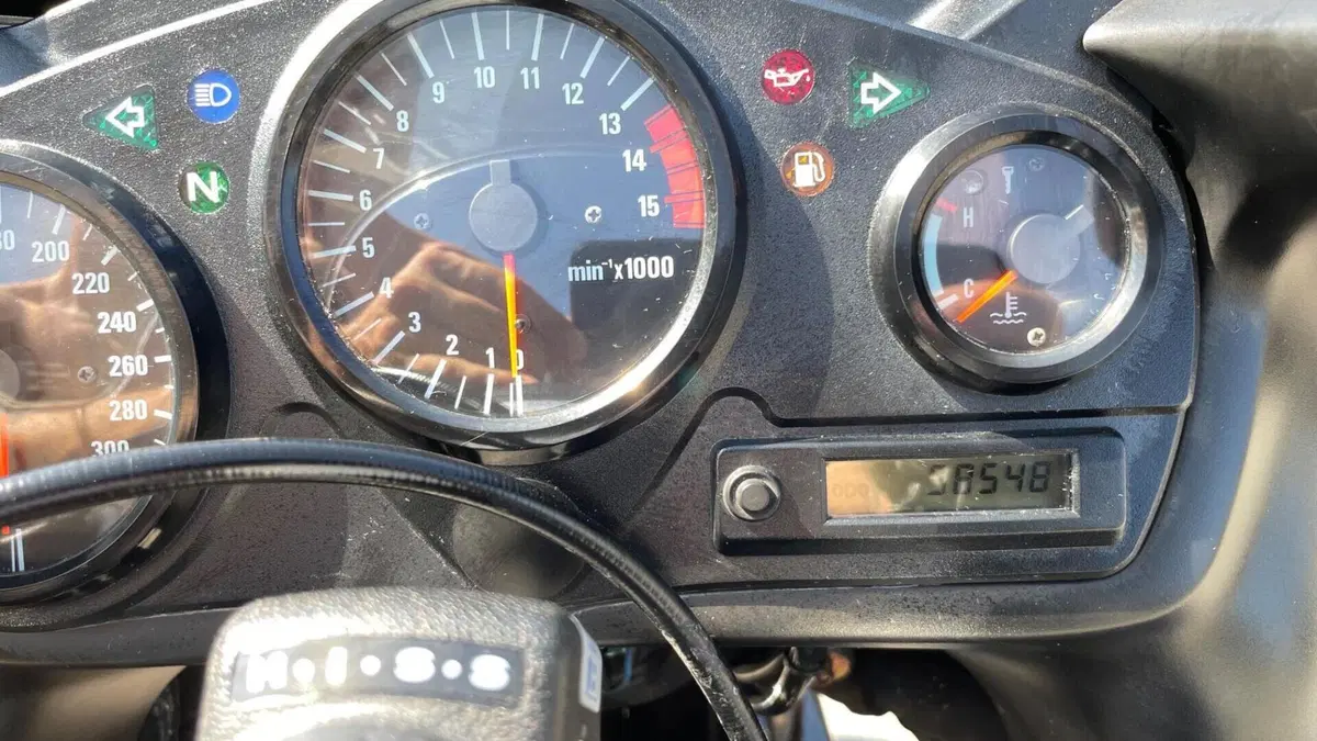 Honda CBR 600 F (1999 - 00)  (3)