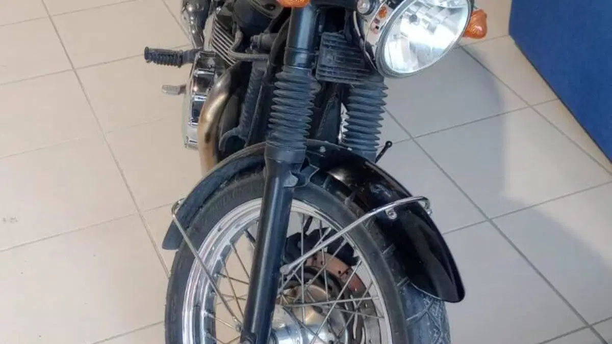 Triumph Bonneville T100 (2008 - 16)  (6)