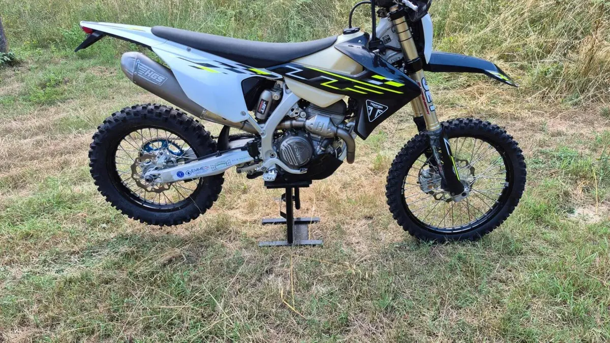 Triumph TF 250-E (2026)  (3)