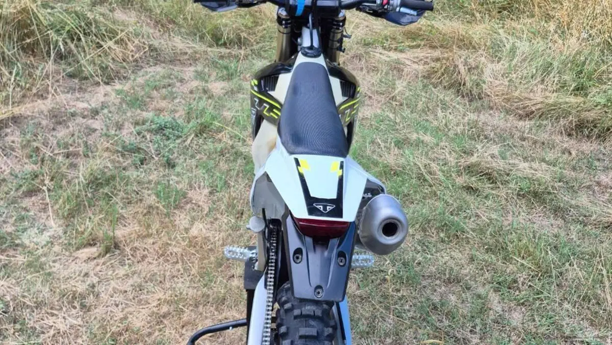 Triumph TF 250-E (2026)  (4)