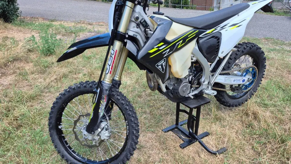 Triumph TF 250-E (2026)  (6)