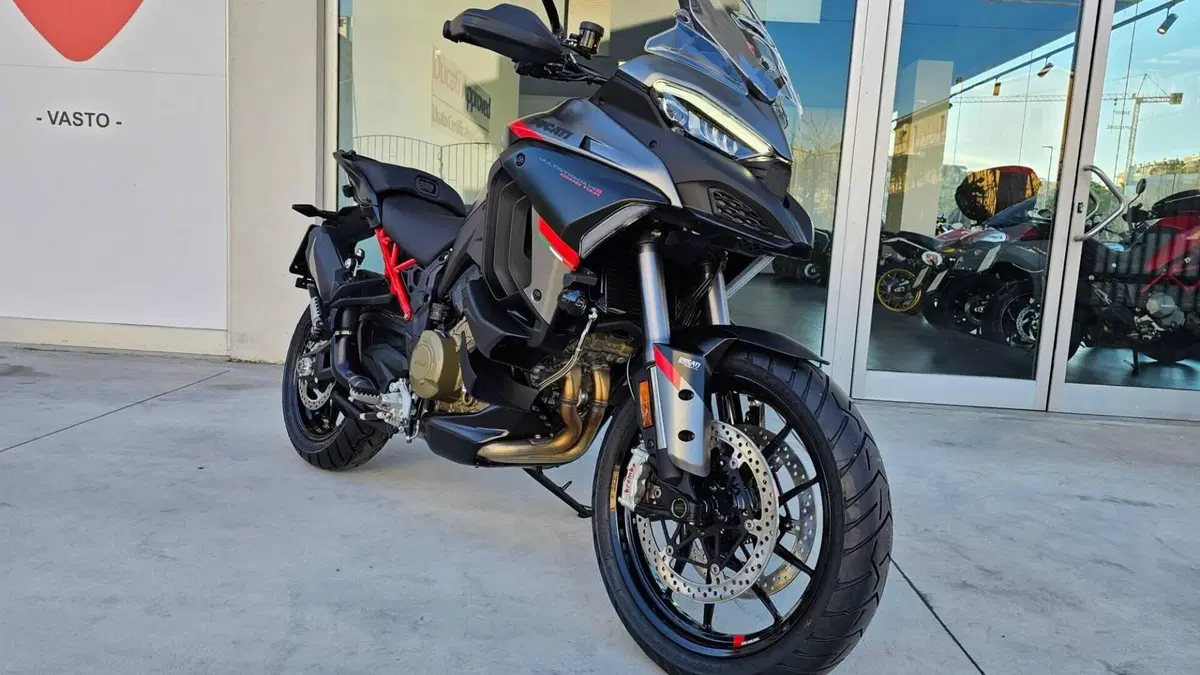 Ducati Multistrada V4 S Grand Tour (2024)  (6)