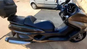 Yamaha Majesty 400 (2004 - 08)  (4)