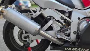 Yamaha YZF R6 (1999 - 00)  (8)