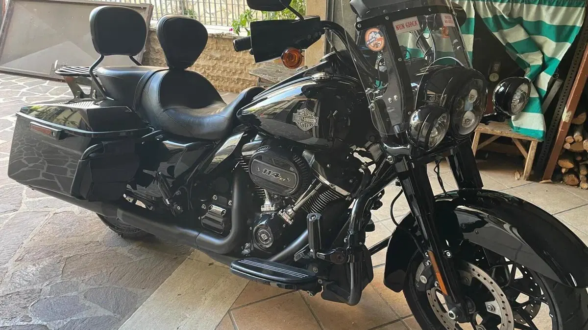 Harley-Davidson Road King Special (2021 - 25)  (2)