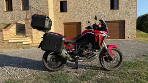 Honda Africa Twin CRF 1100L DCT (2020 - 21)  (3)