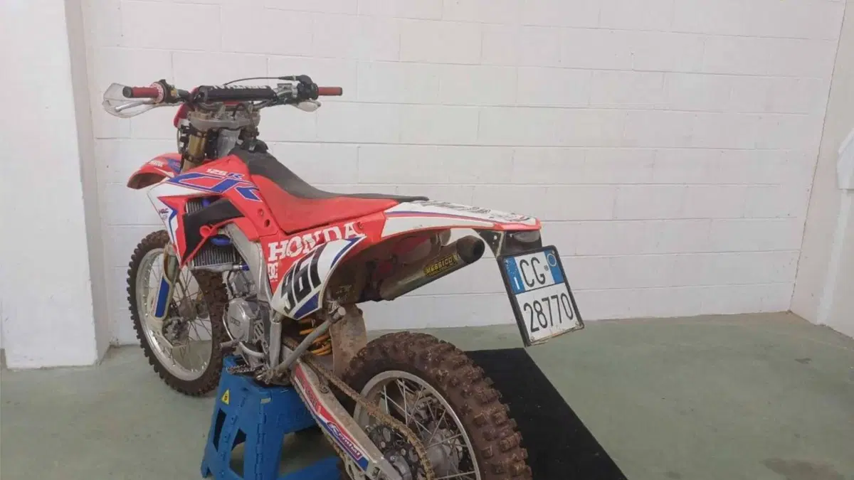 HM CRE 125 R   (3)
