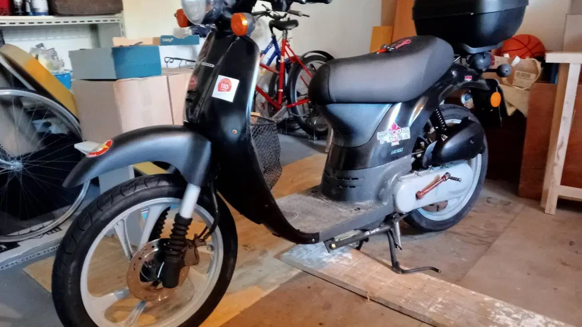 Honda Sky 50 (1997 - 04) 