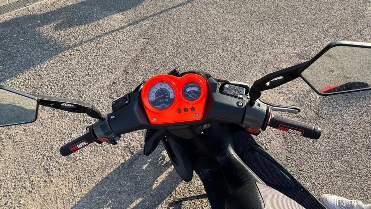 Yamaha Aerox 50 R (2007 - 18)  (10)