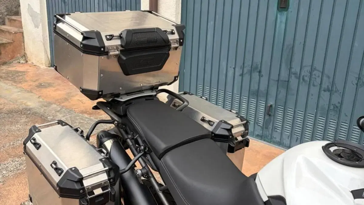 Triumph Tiger 800 XC (2018)  (2)