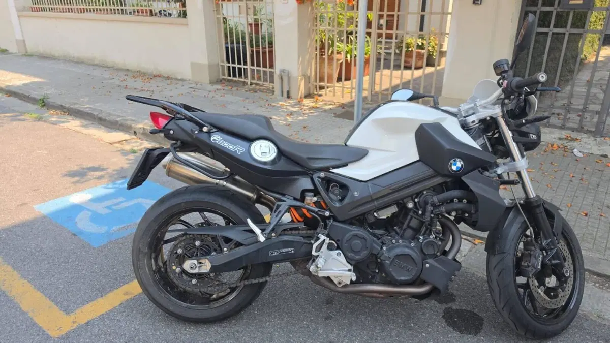 Bmw F 800 R (2009 - 11)  (2)