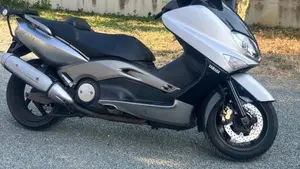 Yamaha T-Max 500 (2004 - 07)  (3)