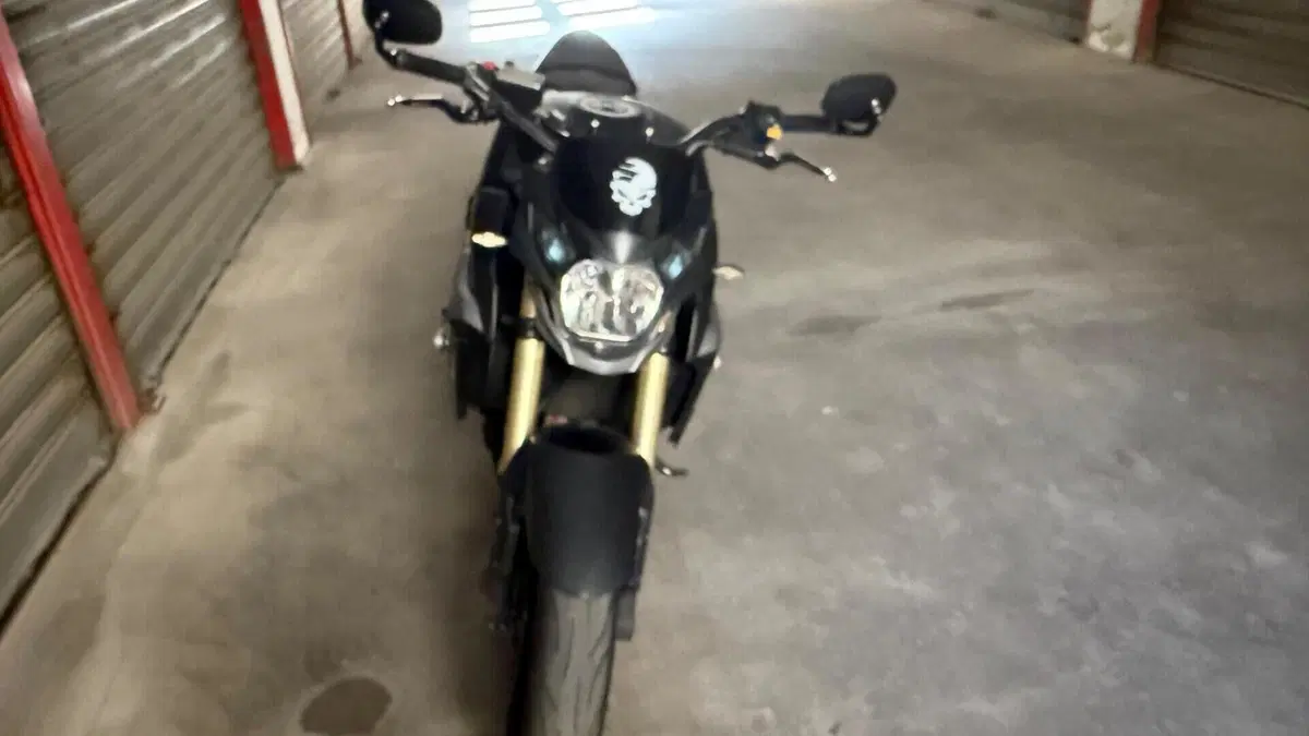 Suzuki GSR 750 Z SP ABS (2015 - 16)  (3)