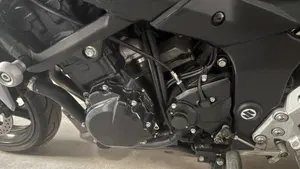 Suzuki GSR 750 Z SP ABS (2015 - 16)  (7)