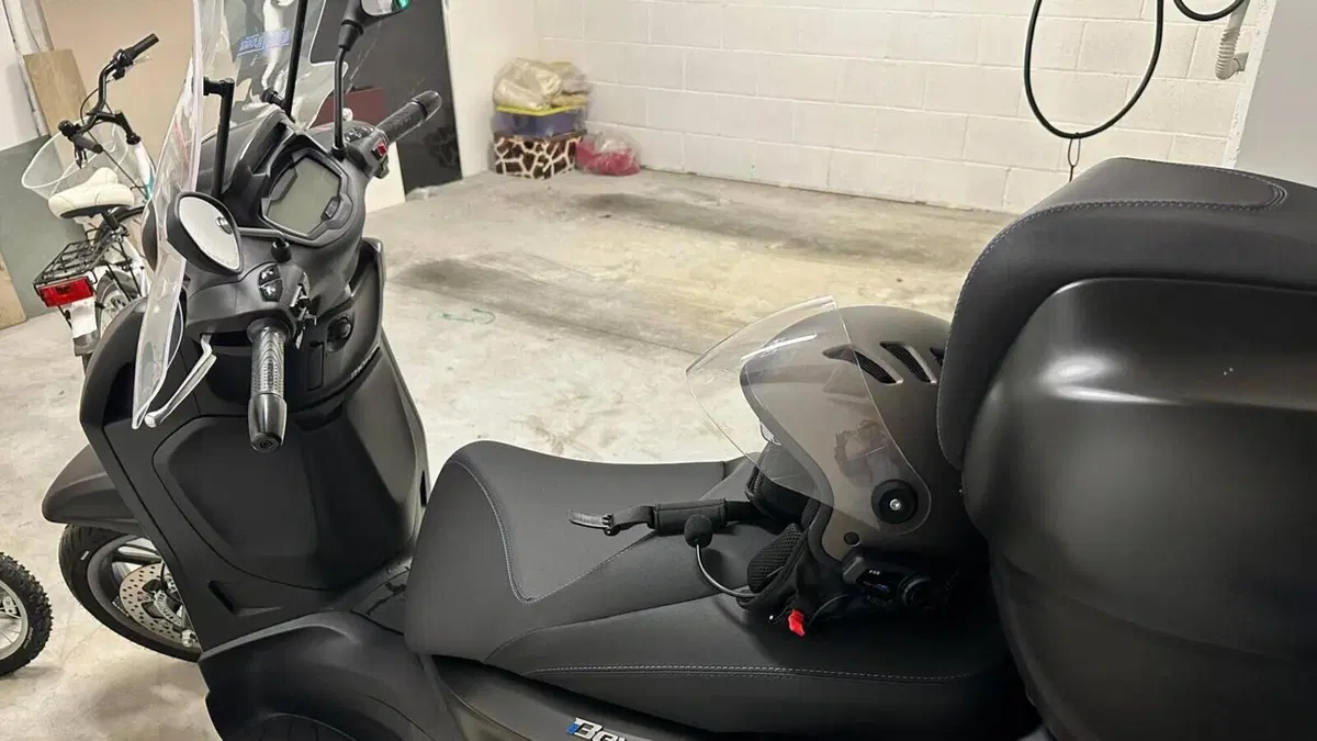 Piaggio Beverly 310 S (2025 - 26)  (4)