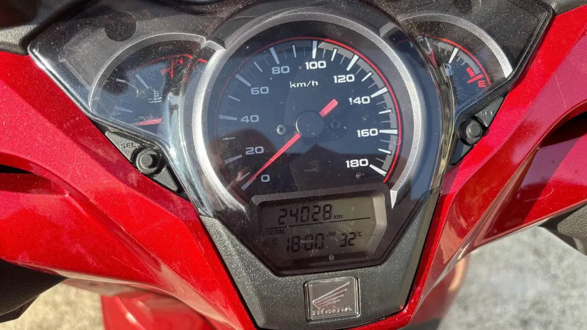 Honda SH 300 i ABS (2016 - 20)  (3)