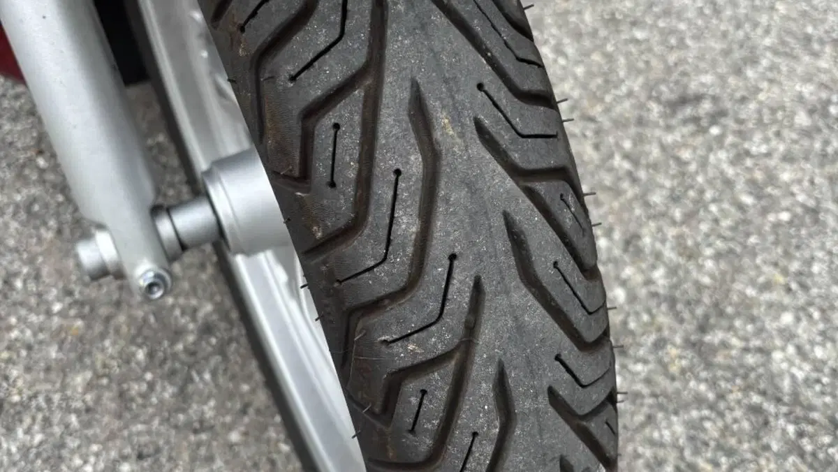 Honda SH 300 i ABS (2016 - 20)  (4)