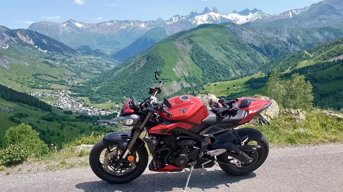 Triumph Street Triple 765 RS (2023 - 26)  (2)