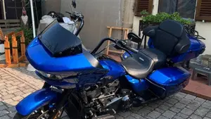 Harley-Davidson Road Glide Limited (2021 - 25)  (2)