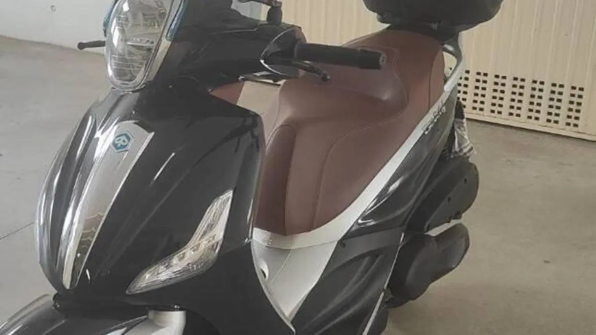 Piaggio Beverly 350 ABS (2016 - 20) 