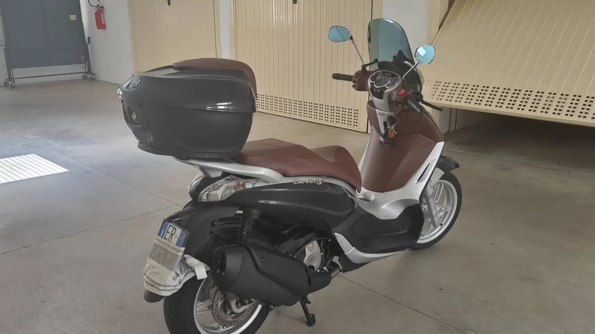 Piaggio Beverly 350 ABS (2016 - 20)  (3)