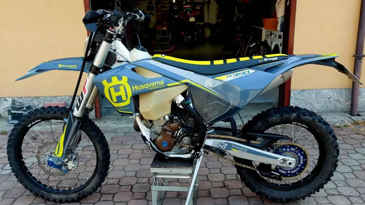 Husqvarna FE 350 (2018)  (2)