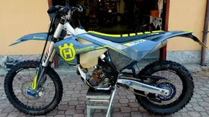 Husqvarna FE 350 (2018)  (2)