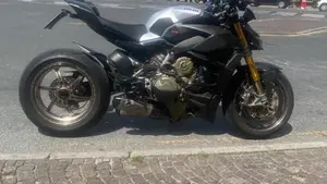 Ducati Streetfighter V4 1100 S (2020)  (2)