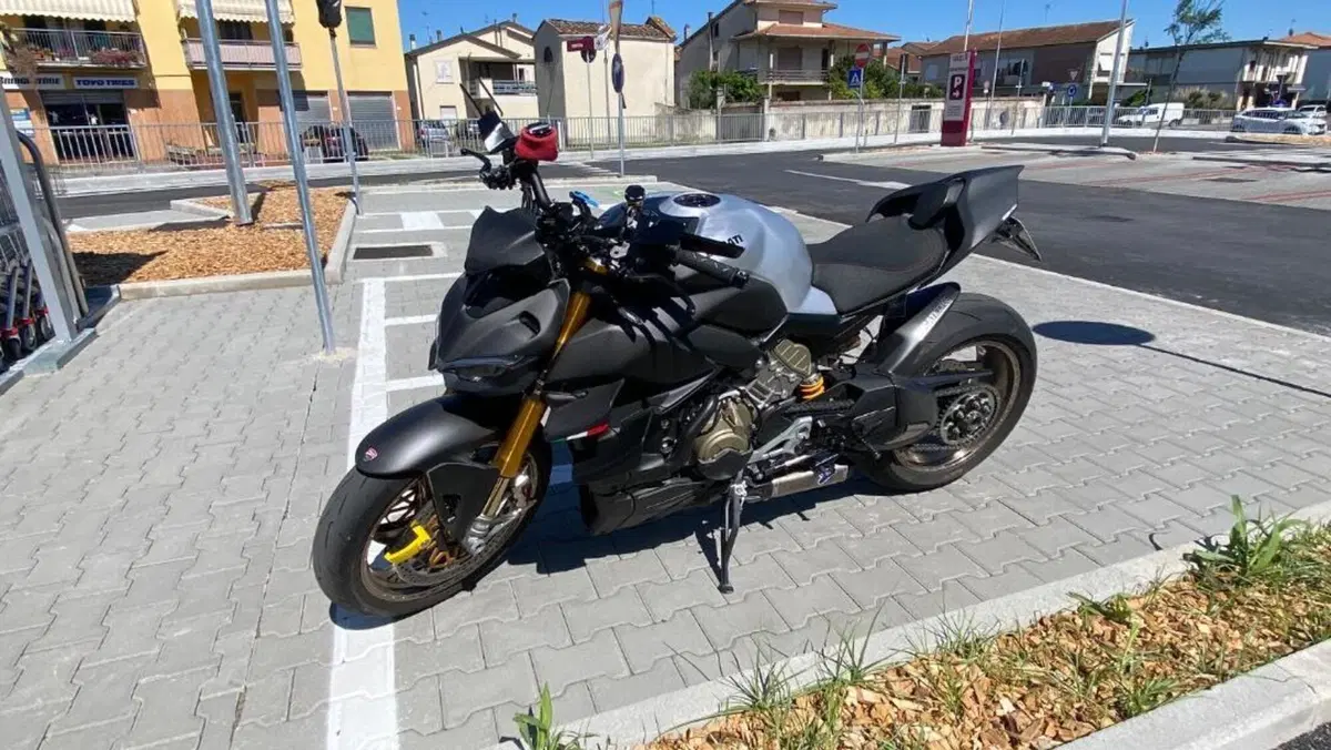Ducati Streetfighter V4 1100 S (2020)  (5)