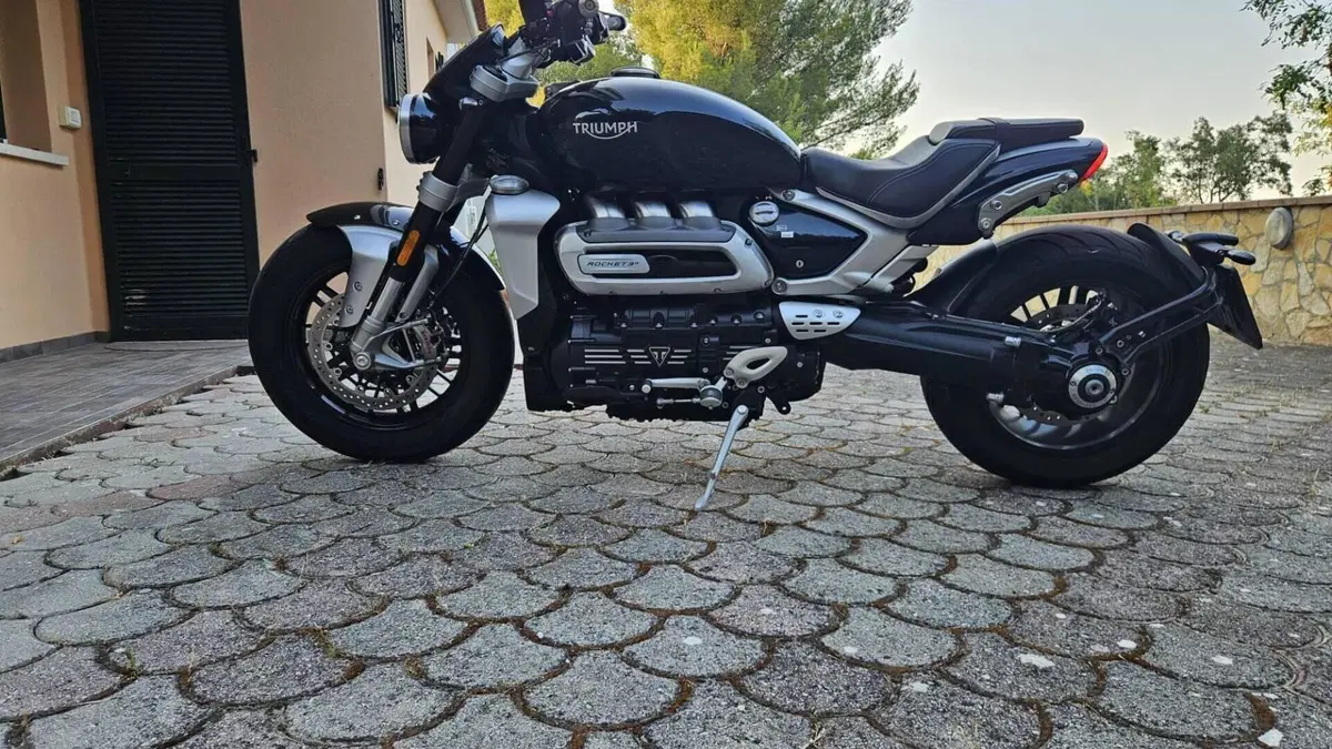 Triumph Rocket 3 R (2019 - 20)  (3)