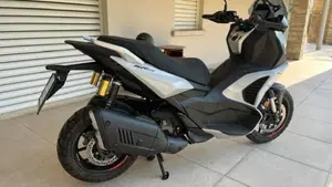 Aprilia SR GT 400 (2026)  (4)
