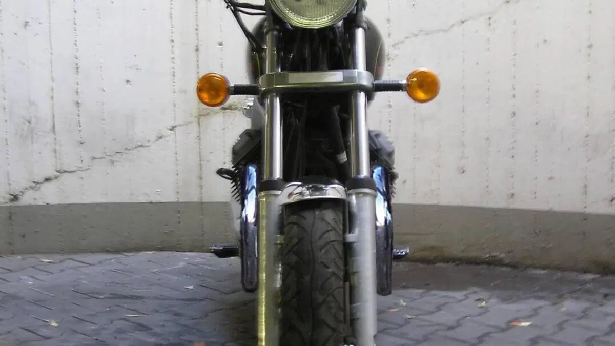 Moto Guzzi   (3)