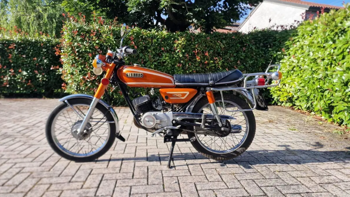 Yamaha   (2)