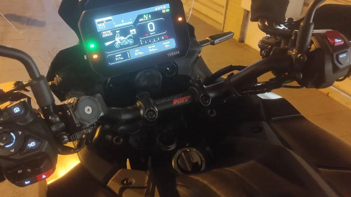 Yamaha Tracer 9 GT Y-AMT (2025 - 26)  (4)