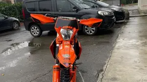 KTM 250 EXC-F (2024)  (3)