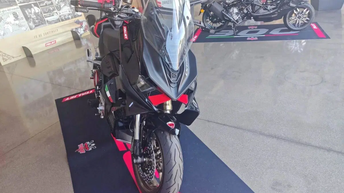 Italjet Moto Dragster 700 Twin Limited Factory Edition (2024 - 25)  (6)