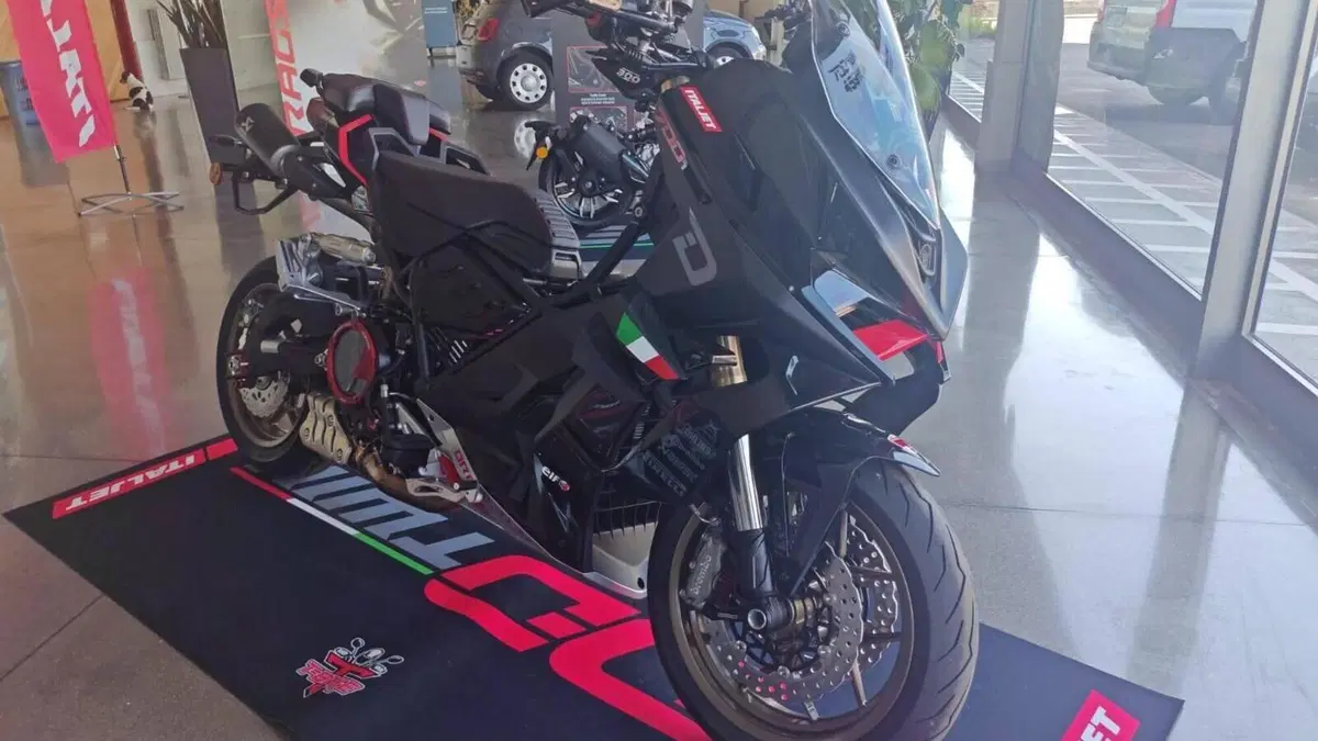 Italjet Moto Dragster 700 Twin Limited Factory Edition (2024 - 25)  (10)