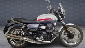 Moto Guzzi V7 Special (2021 - 24) 