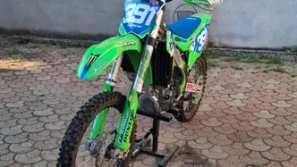 Kawasaki KX250F (2018) usata