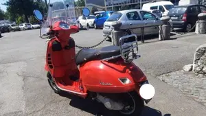 Vespa GTS 250 i.e.  (4)