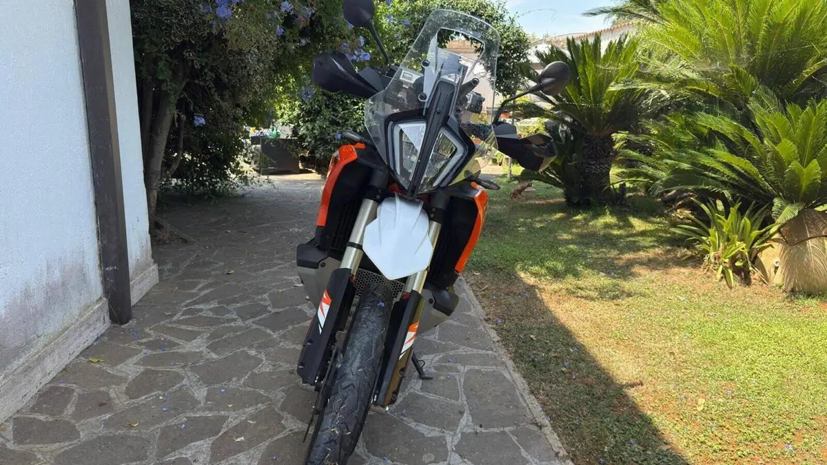 KTM 890 Adventure R Rally (2024 - 25)  (3)
