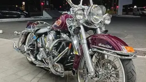 Harley-Davidson 1340 Heritage Classic (1984 - 98) - FLSTC 