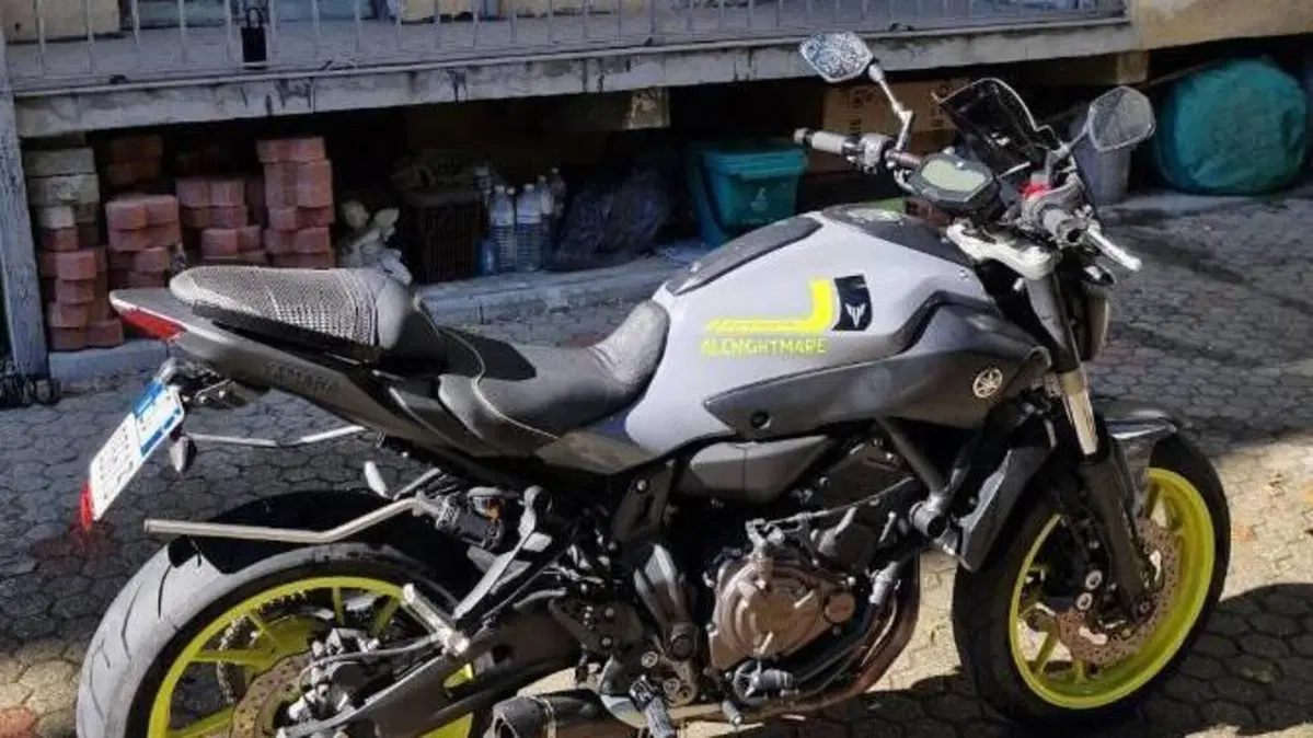 Yamaha MT-07 ABS (2014 - 16)  (2)