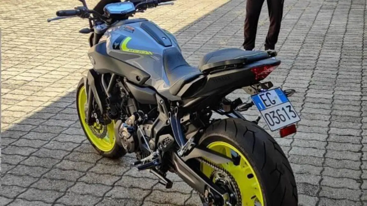Yamaha MT-07 ABS (2014 - 16)  (4)