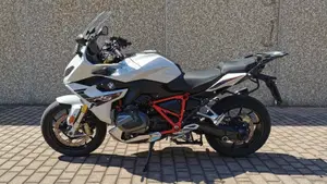 Bmw R 1250 RS (2021 - 25)  (2)