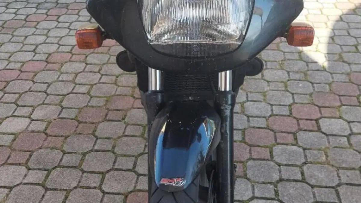 Kawasaki   (2)