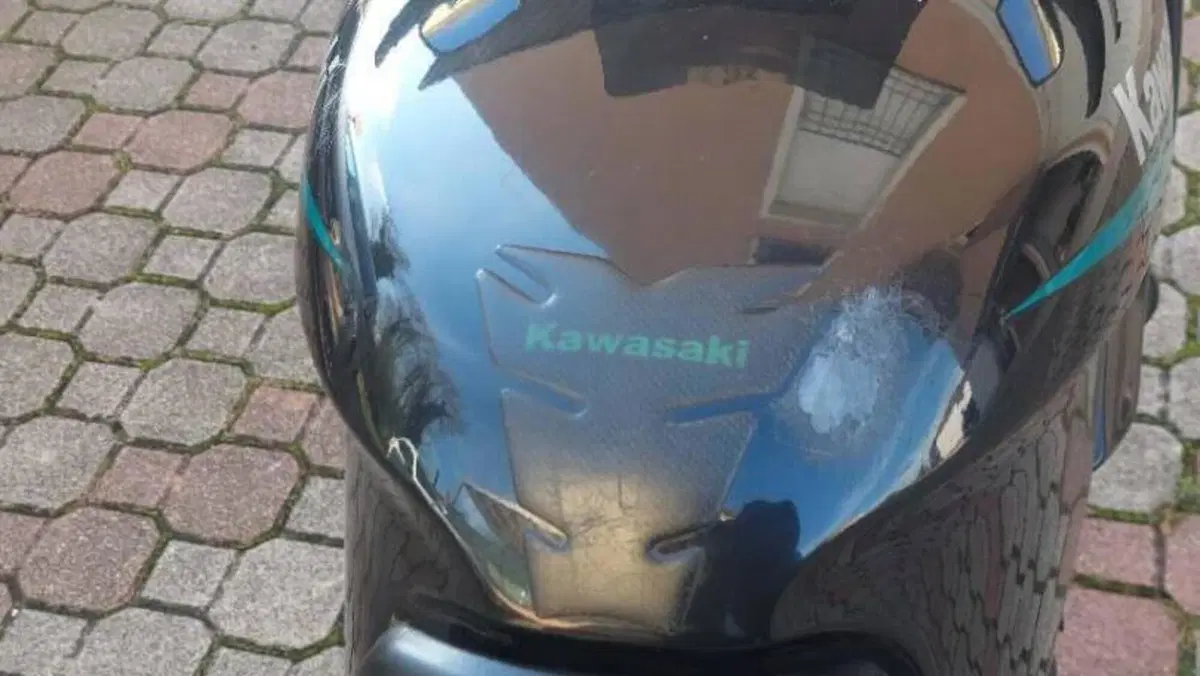 Kawasaki   (3)