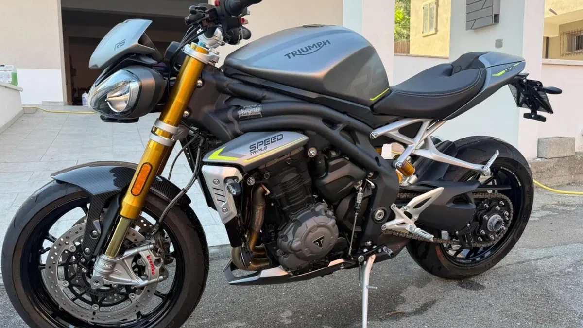 Triumph Speed Triple 1200 RS (2021 - 24)  (2)