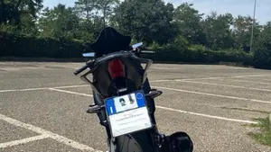 Yamaha YZF R125 (2023 - 26)  (4)